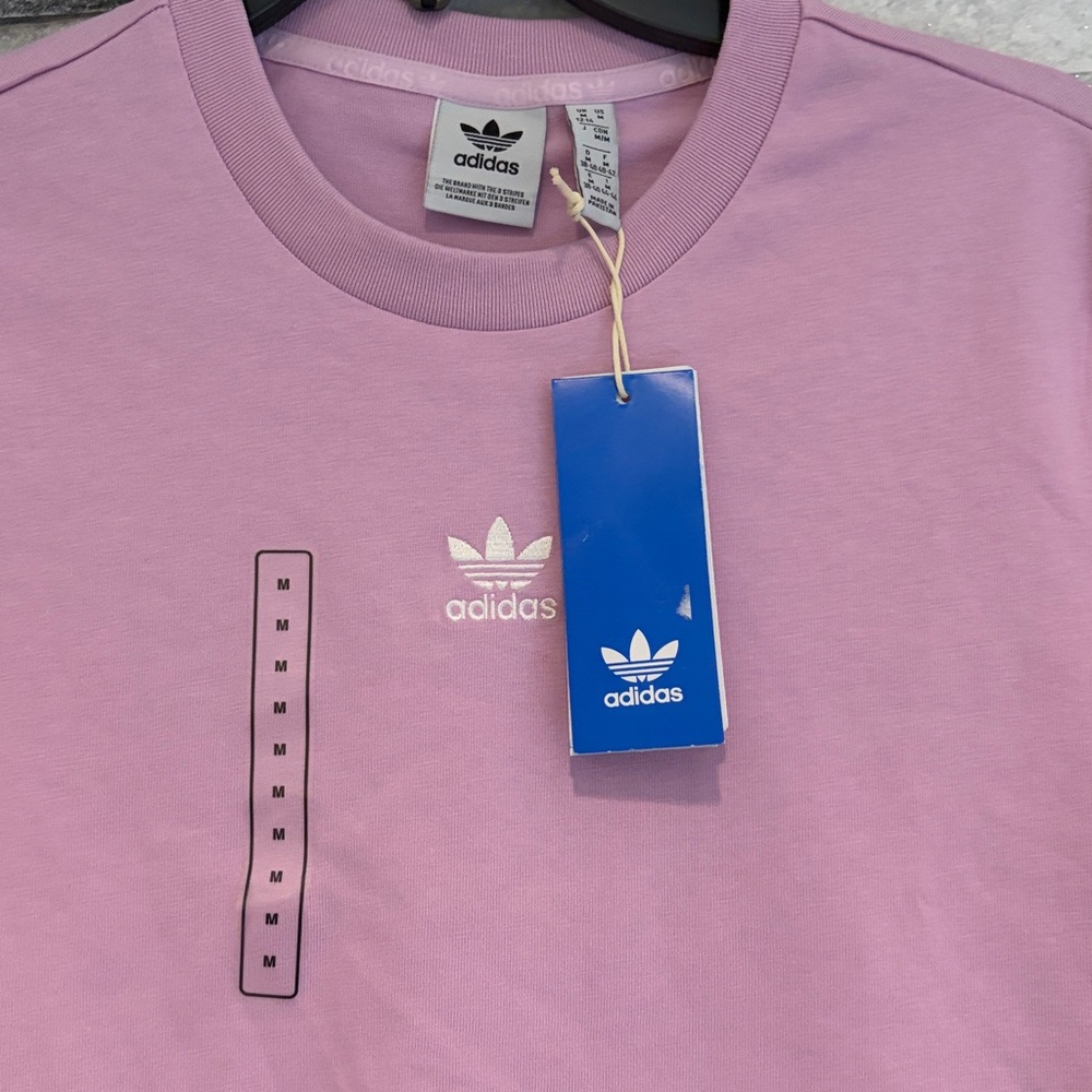 Adidas Originals Women's essential cotton t-shirt new with tags size medium - Picture 2 of 3
